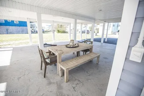 130 Crab Street Holden Beach NC 28462