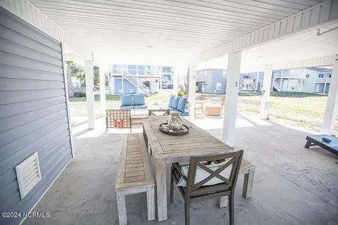 130 Crab Street Holden Beach NC 28462