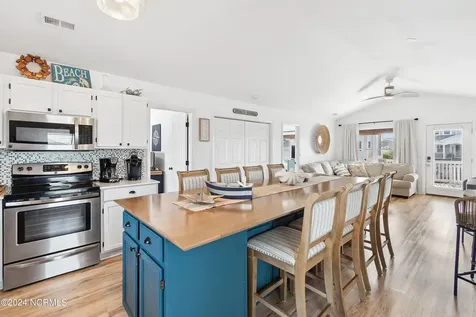 130 Crab Street Holden Beach NC 28462