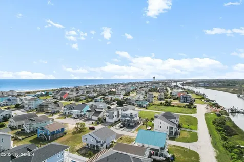 130 Crab Street Holden Beach NC 28462