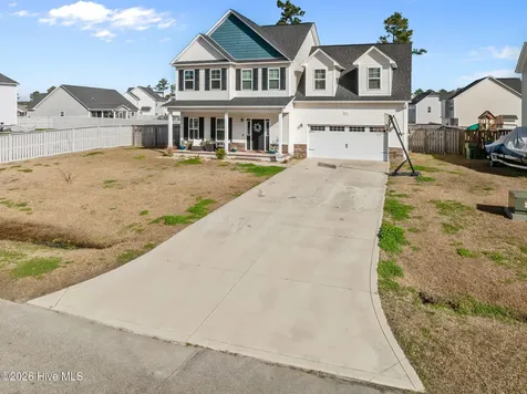 243 Breakwater Drive Sneads Ferry NC 28460