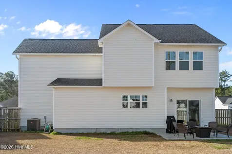 243 Breakwater Drive Sneads Ferry NC 28460