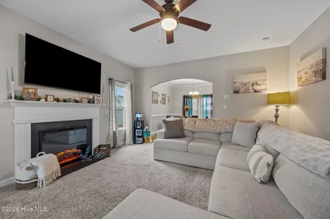 243 Breakwater Drive Sneads Ferry NC 28460