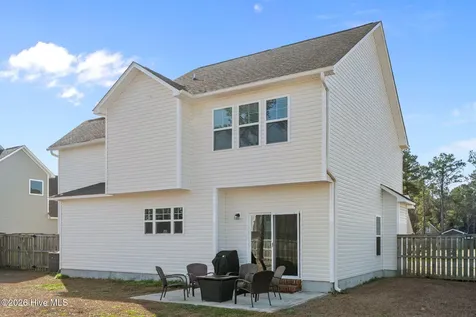 243 Breakwater Drive Sneads Ferry NC 28460