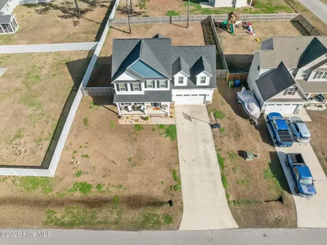 243 Breakwater Drive Sneads Ferry NC 28460