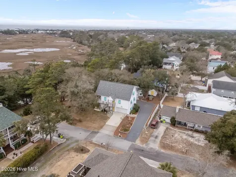 103 SE 27th Street Oak Island NC 28465
