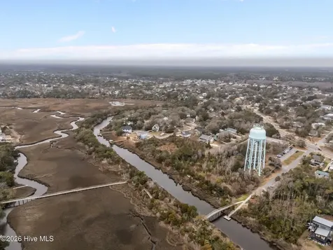 103 SE 27th Street Oak Island NC 28465