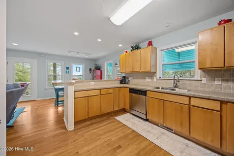 103 SE 27th Street Oak Island NC 28465