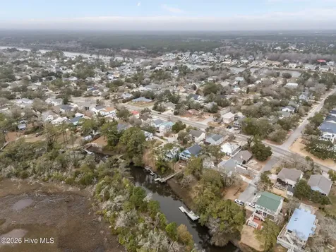 103 SE 27th Street Oak Island NC 28465