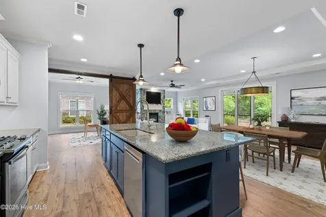 4245 Moorland Lane Wilmington NC 28409