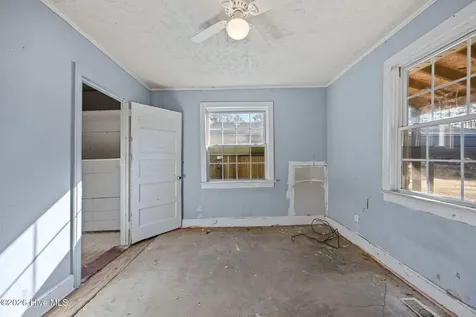 306 Easy Street La Grange NC 28551