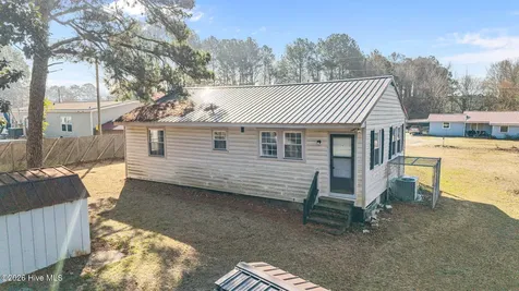306 Easy Street La Grange NC 28551