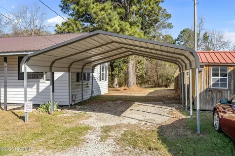 306 Easy Street La Grange NC 28551