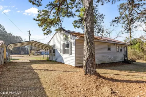 306 Easy Street La Grange NC 28551