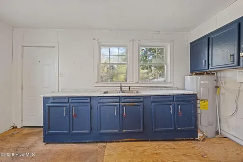 306 Easy Street La Grange NC 28551