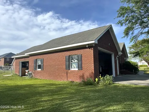 1601 River Bluff Road Morehead City NC 28557