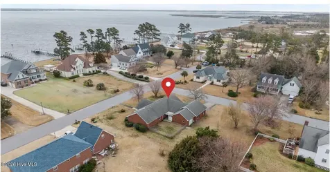 1601 River Bluff Road Morehead City NC 28557