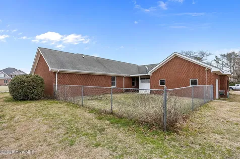 1601 River Bluff Road Morehead City NC 28557