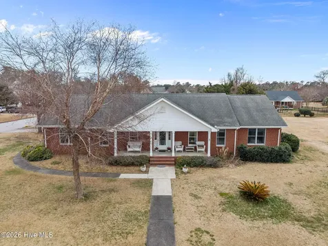 1601 River Bluff Road Morehead City NC 28557