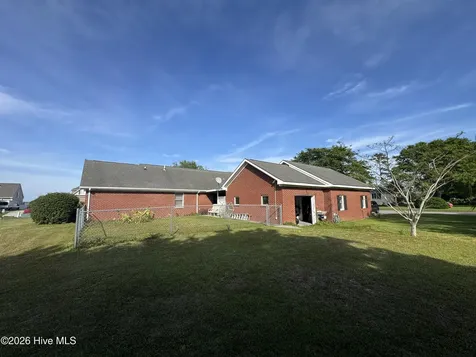 1601 River Bluff Road Morehead City NC 28557