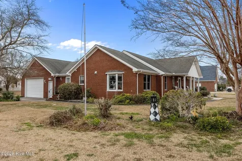1601 River Bluff Road Morehead City NC 28557