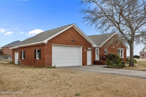 1601 River Bluff Road Morehead City NC 28557