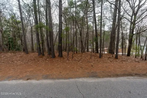 102 Ramsgate Court Seven Lakes NC 27376
