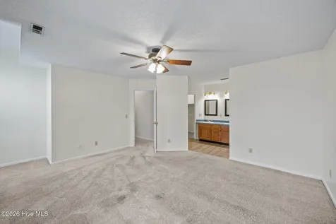 123 W Victoria Court Greenville NC 27834