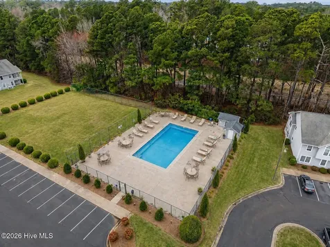 123 W Victoria Court Greenville NC 27834