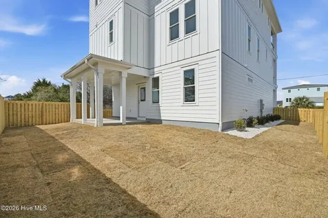 113 Ocean View Avenue Kure Beach NC 28449