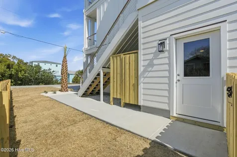 113 Ocean View Avenue Kure Beach NC 28449