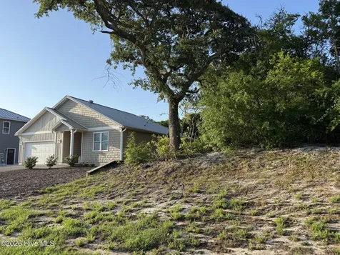 100 Evergreen Lane Pine Knoll Shores NC 28512