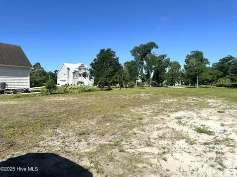 119 Cape Point Boulevard Cape Carteret NC 28584