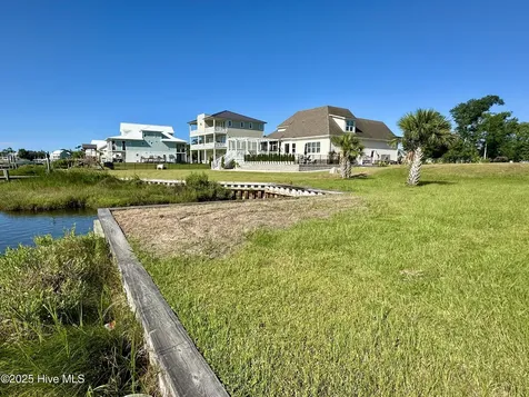 119 Cape Point Boulevard Cape Carteret NC 28584