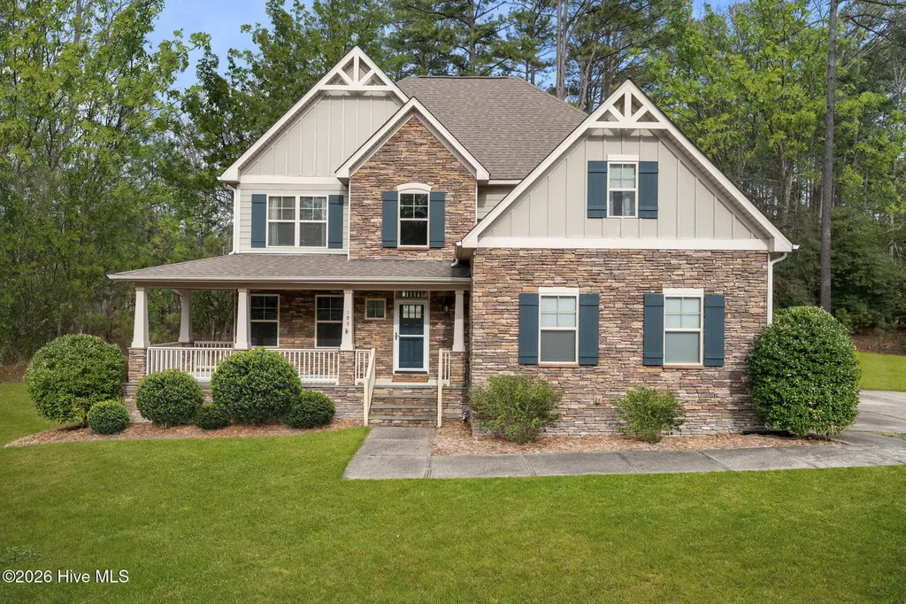 195 Glenmoor Drive Southern Pines NC 28387