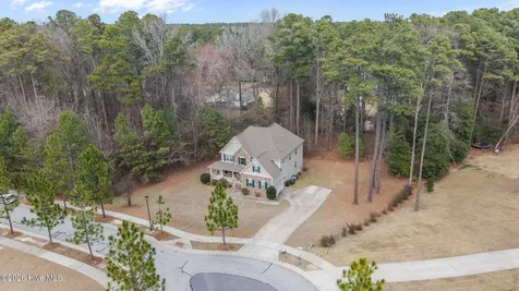 195 Glenmoor Drive Southern Pines NC 28387