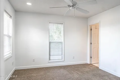 133 /135 S Pine Street Aberdeen NC 28315