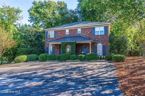 133 /135 S Pine Street Aberdeen NC 28315