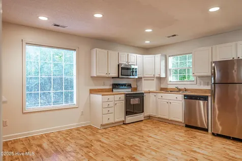 133 /135 S Pine Street Aberdeen NC 28315
