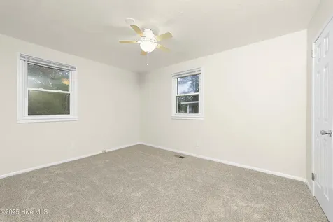 404 Decatur Road Jacksonville NC 28540