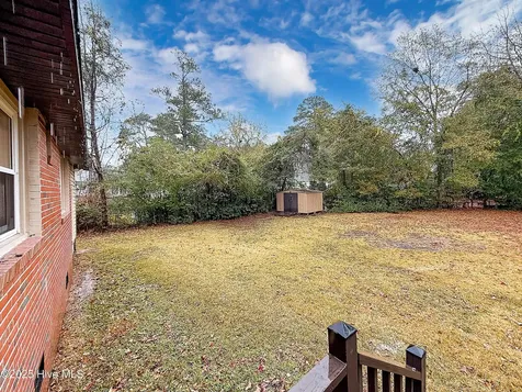404 Decatur Road Jacksonville NC 28540