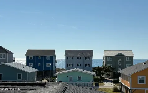 1914 E Dolphin Drive Oak Island NC 28465