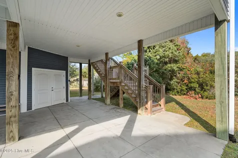 1914 E Dolphin Drive Oak Island NC 28465