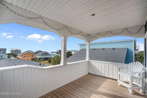 1914 E Dolphin Drive Oak Island NC 28465