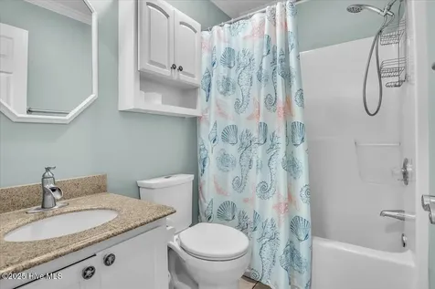 135 NE 36th Street Oak Island NC 28465