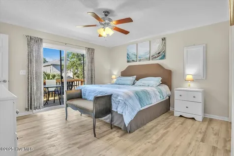 135 NE 36th Street Oak Island NC 28465