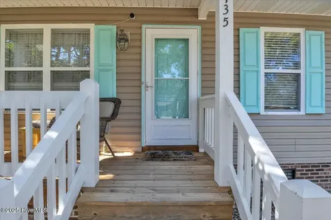 135 NE 36th Street Oak Island NC 28465