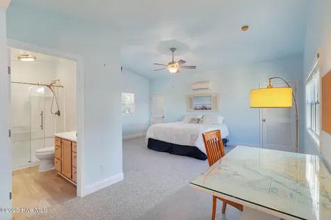 221 Creek Road Beaufort NC 28516