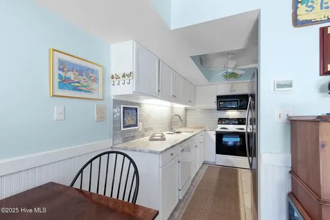 545 Salter Path Road Pine Knoll Shores NC 28512