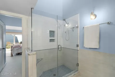545 Salter Path Road Pine Knoll Shores NC 28512
